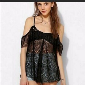 Kimchi Blue lace top